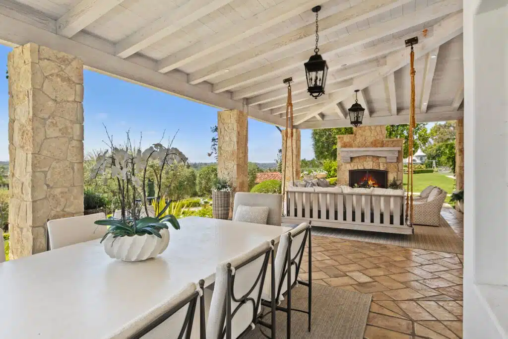 An elegant dining room designed with warm tones, sophisticated furniture, and a welcoming ambiance perfect for intimate gatherings.