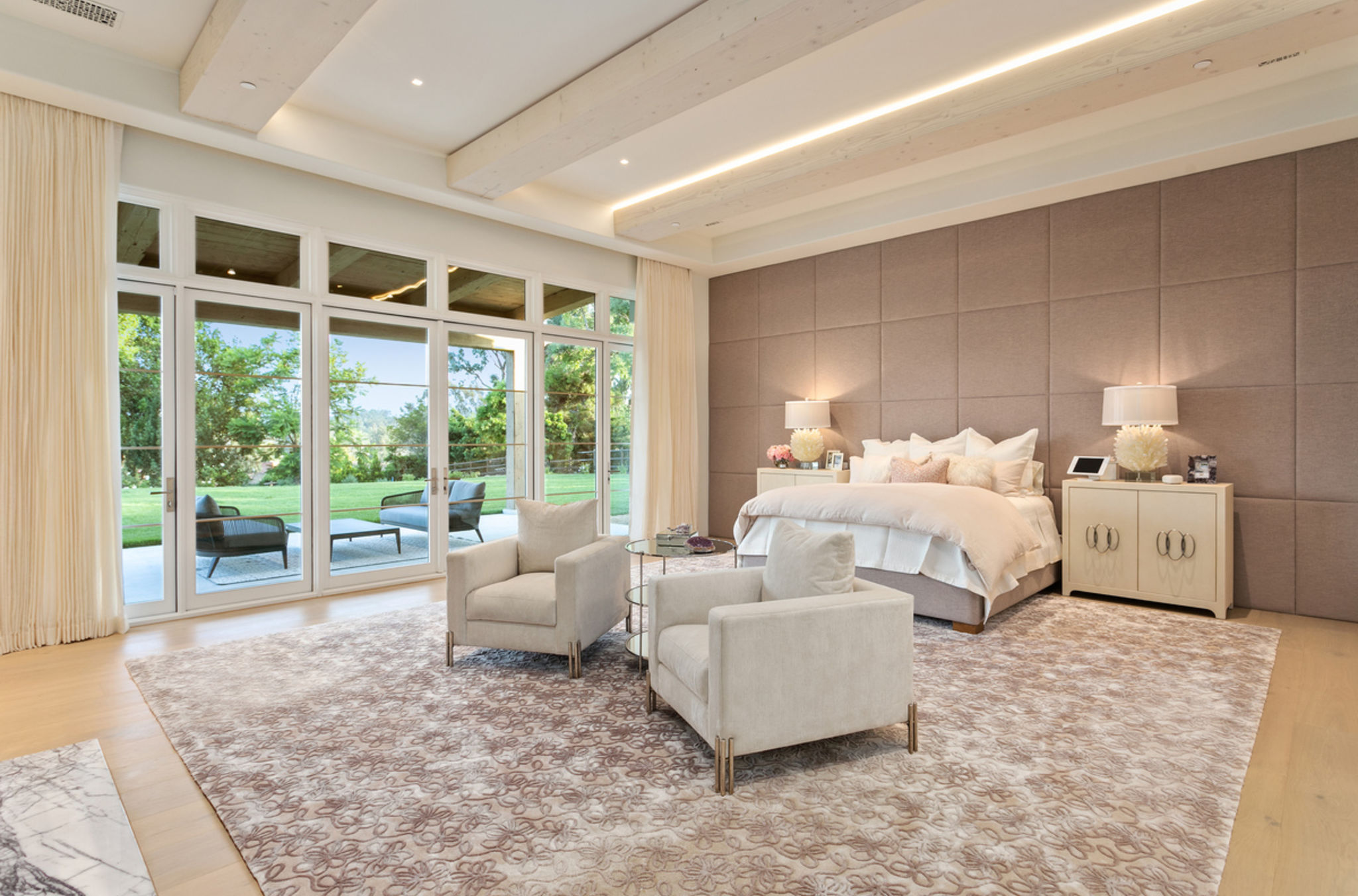 What Size Is Considered A Large Master Bedroom What Size Is Considered A Large Master Bedroom