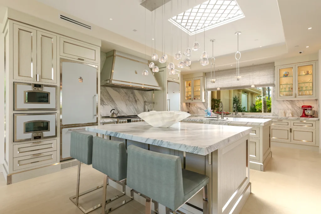 A contemporary office featuring modern furniture and a clean, organized layout. The space is designed for efficiency and comfort, making it ideal for work and creativity.